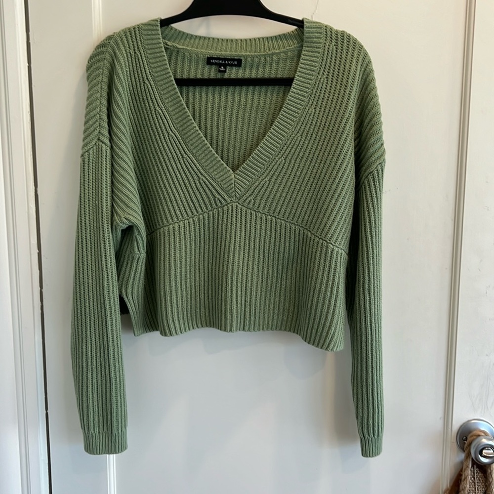 Kendall & Kylie matcha green cropped knit long sleeve size small